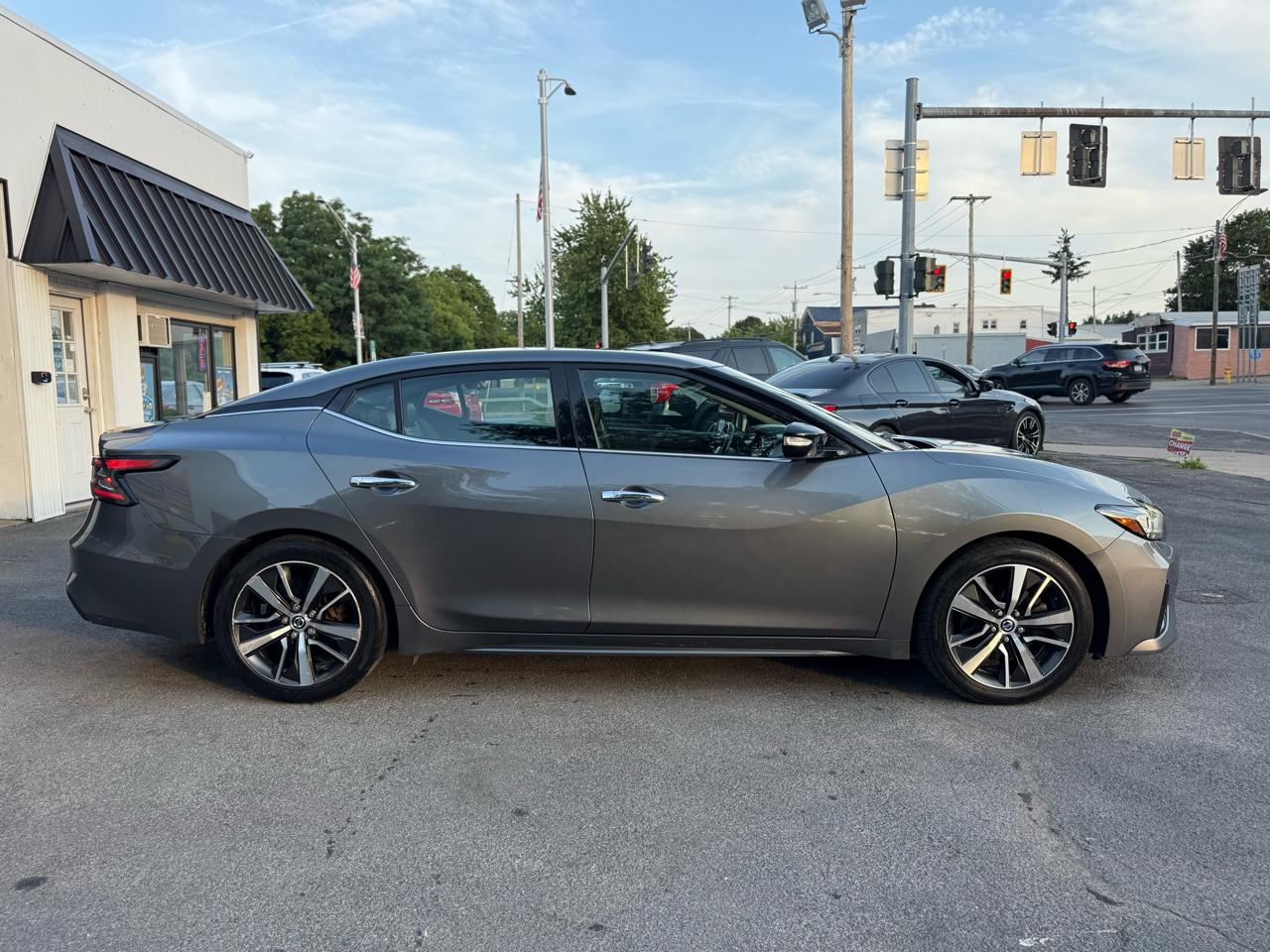 Nissan Maxima 3.5 SV 2020