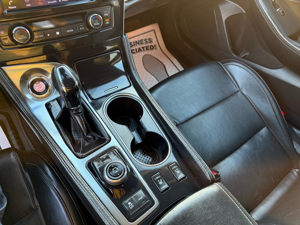Nissan Maxima 3.5 SV 2020