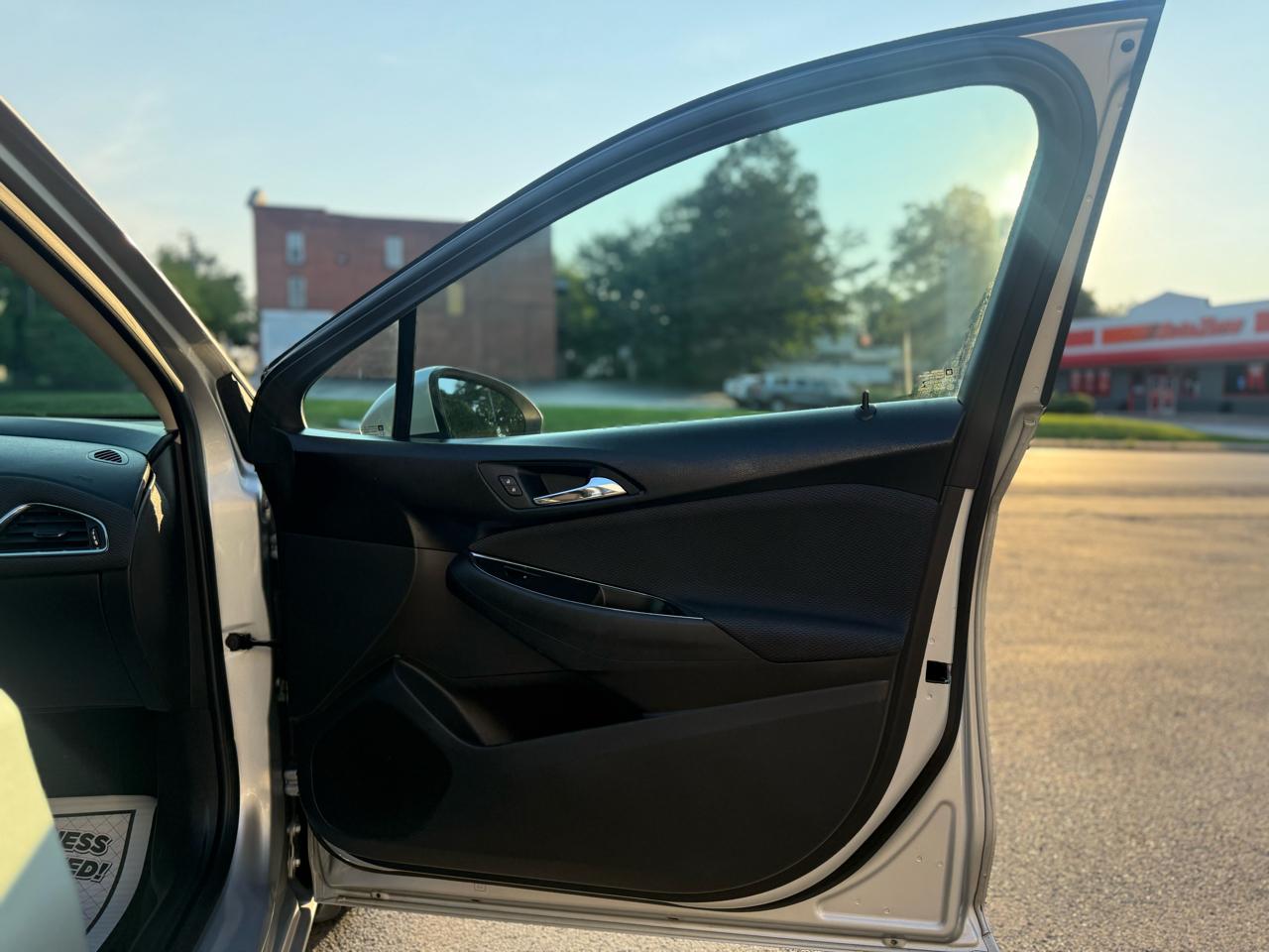 Chevrolet Cruze LT Auto 2017