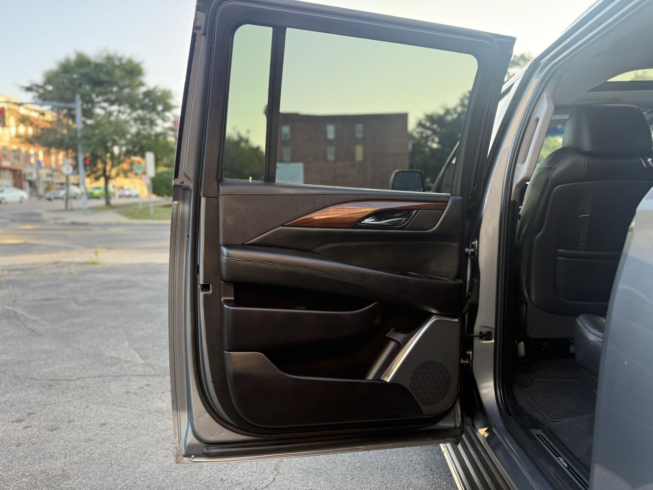 Cadillac Escalade ESV Luxury 4WD 2020