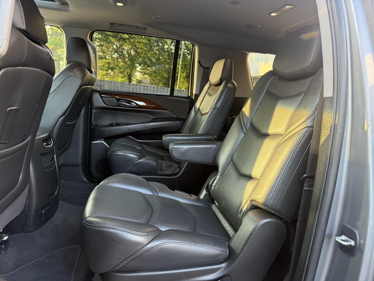 Cadillac Escalade ESV Luxury 4WD 2020