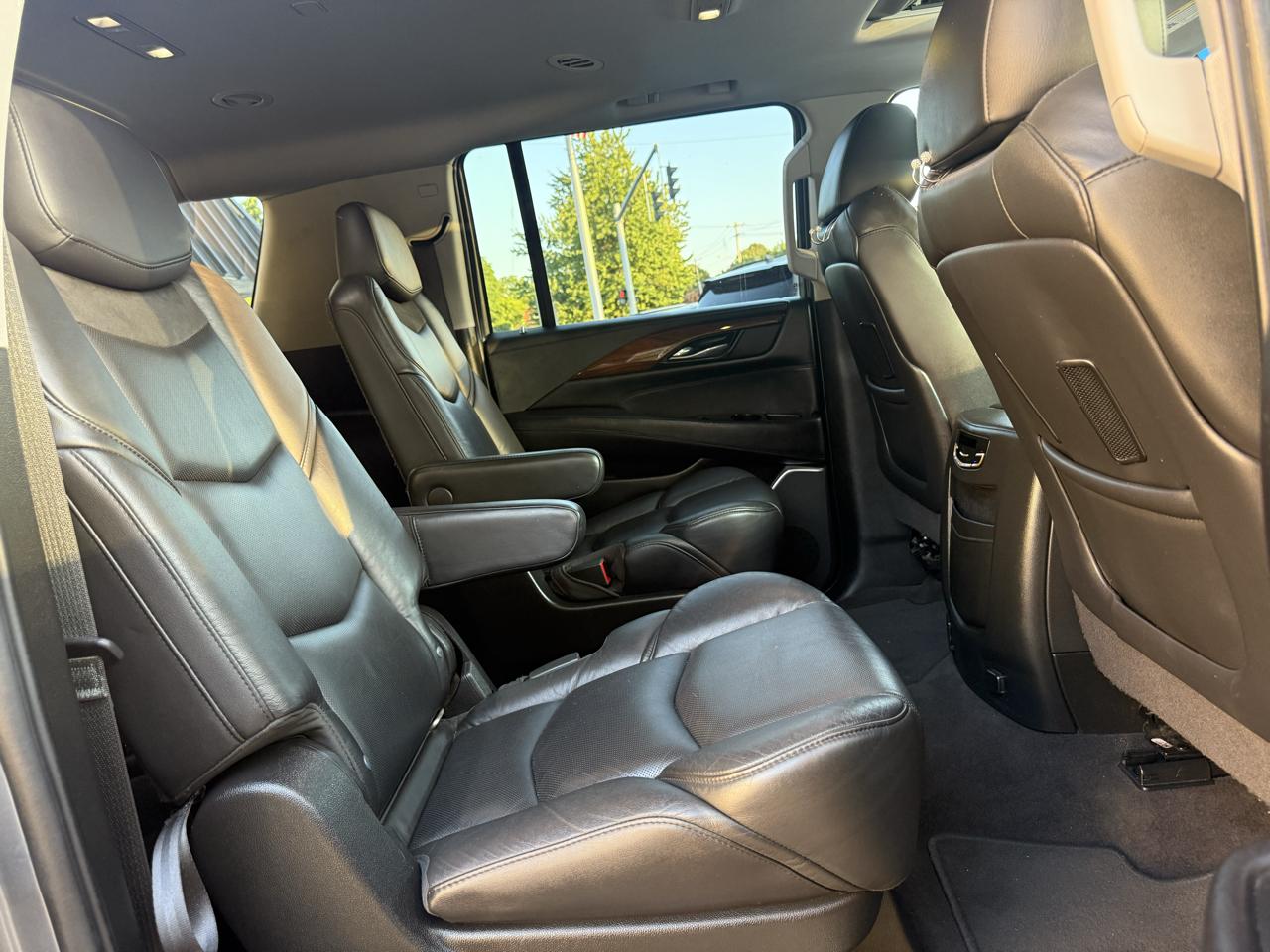 Cadillac Escalade ESV Luxury 4WD 2020