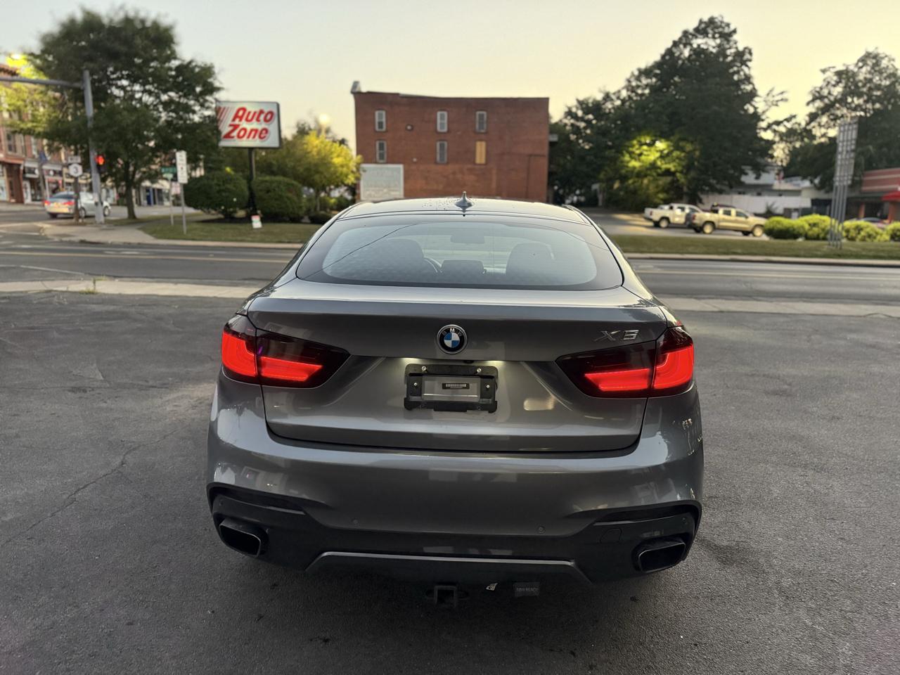 BMW X6 xDrive50i 2017
