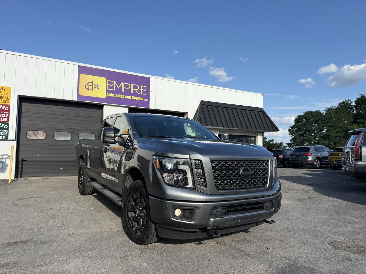 Nissan Titan XD SL Crew Cab 4WD Diesel 2019