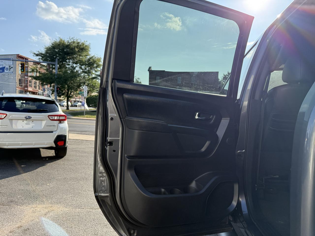 Nissan Titan XD SL Crew Cab 4WD Diesel 2019