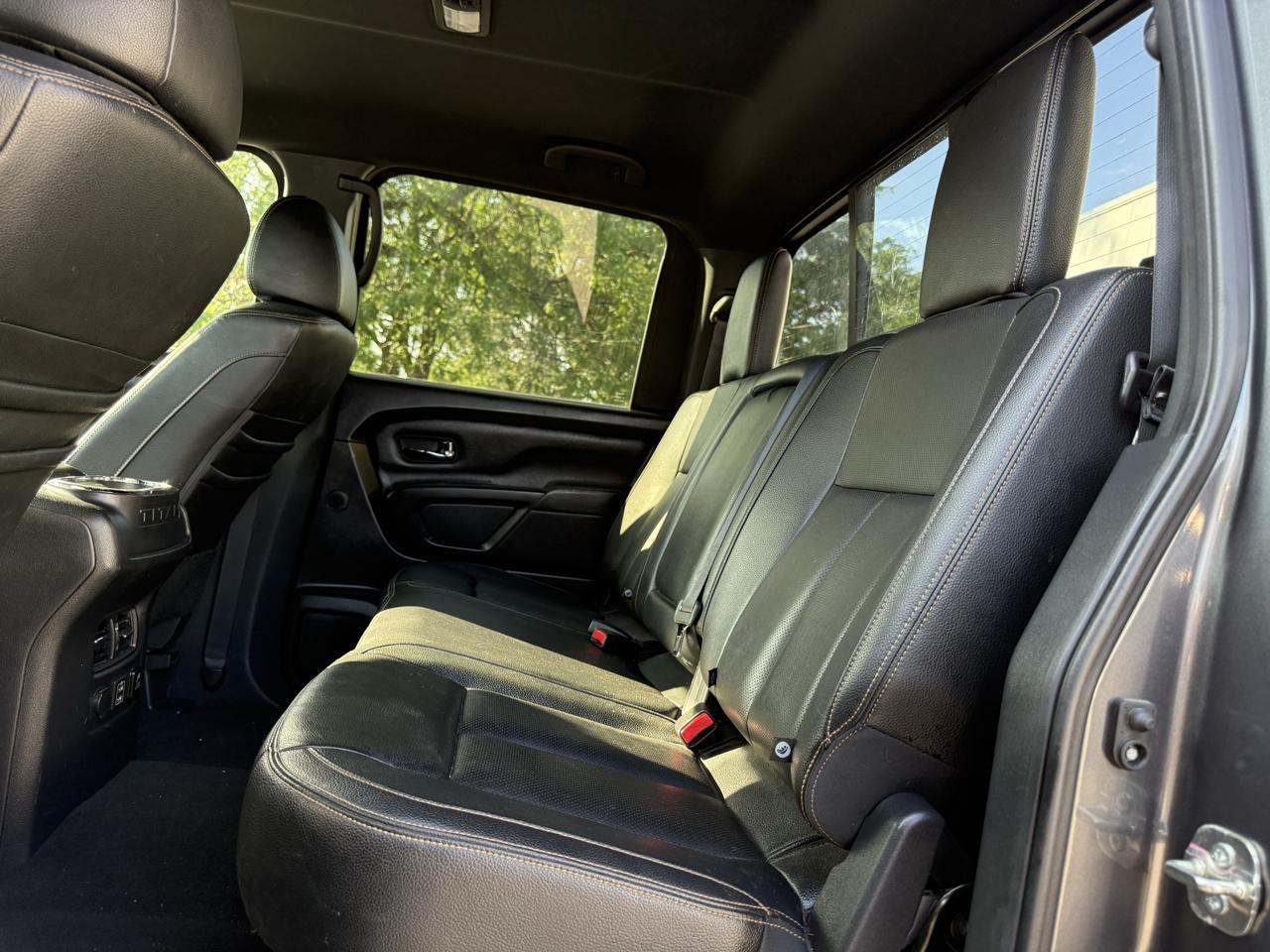Nissan Titan XD SL Crew Cab 4WD Diesel 2019