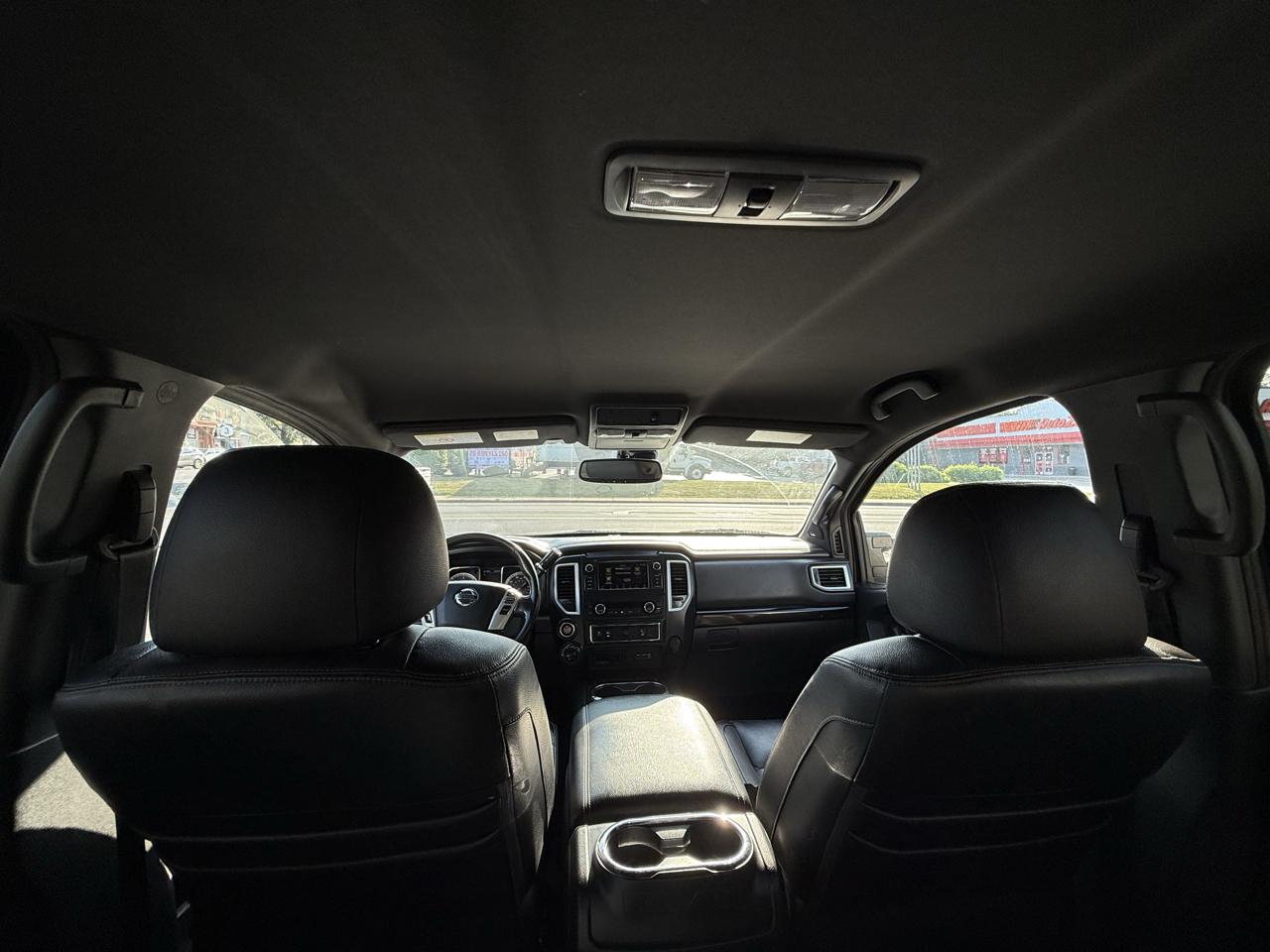 Nissan Titan XD SL Crew Cab 4WD Diesel 2019