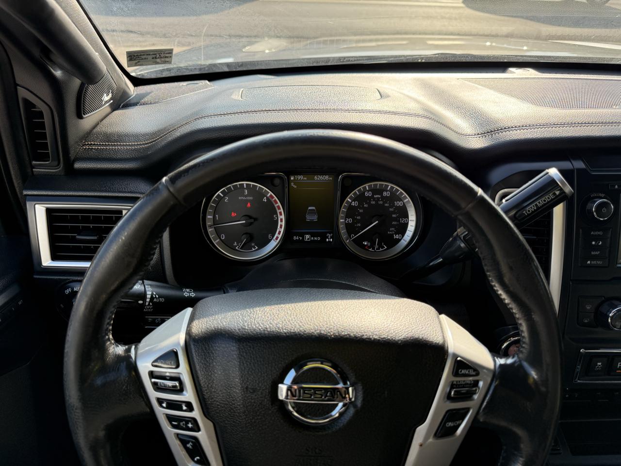 Nissan Titan XD SL Crew Cab 4WD Diesel 2019
