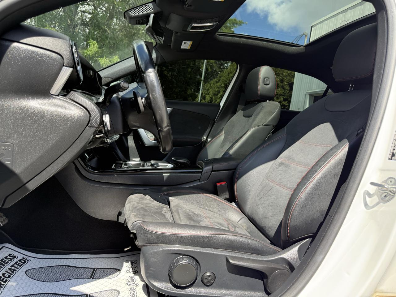 Mercedes-Benz A-Class A 220 4MATIC 2022