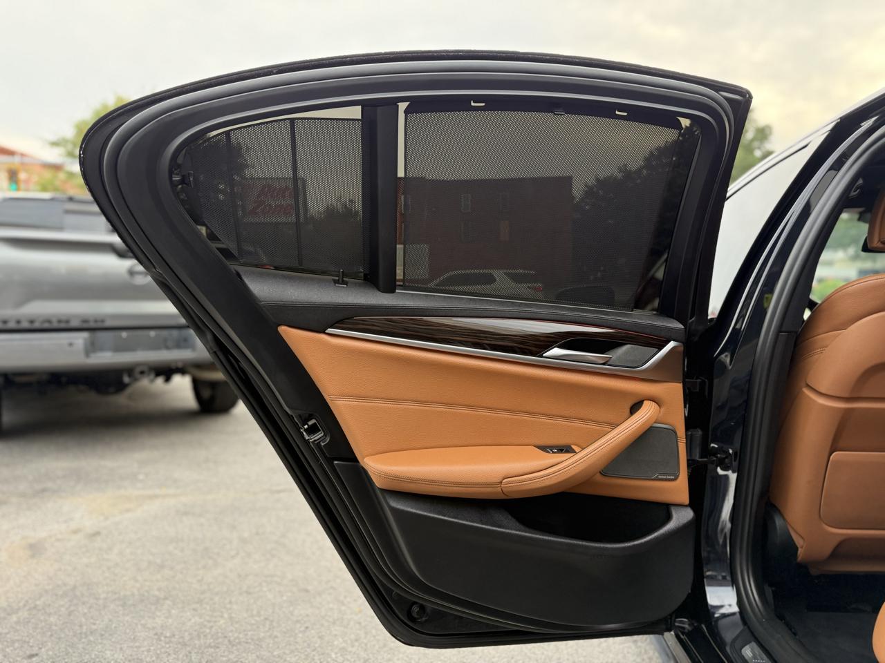 BMW 5-Series M550i xDrive 2018