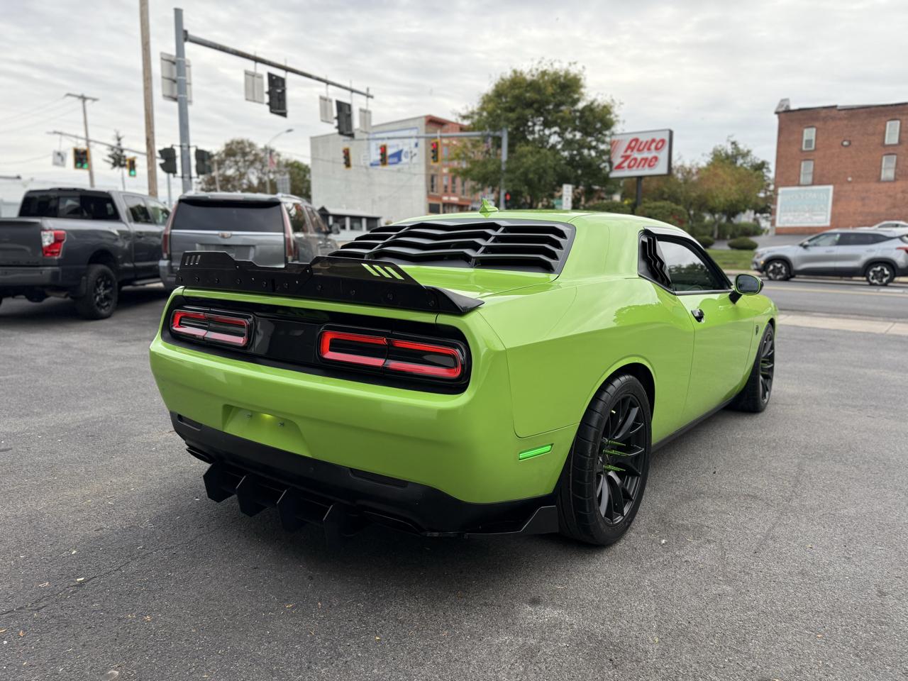 Dodge Challenger SRT Hellcat 2015