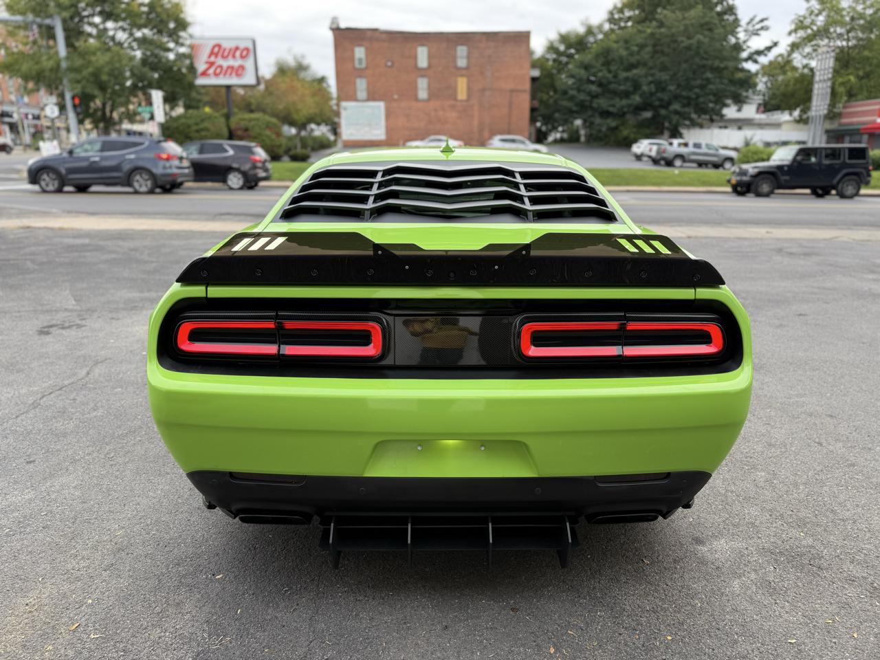 Dodge Challenger SRT Hellcat 2015