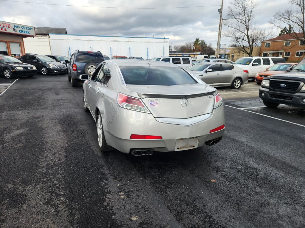 Acura TL  2011
