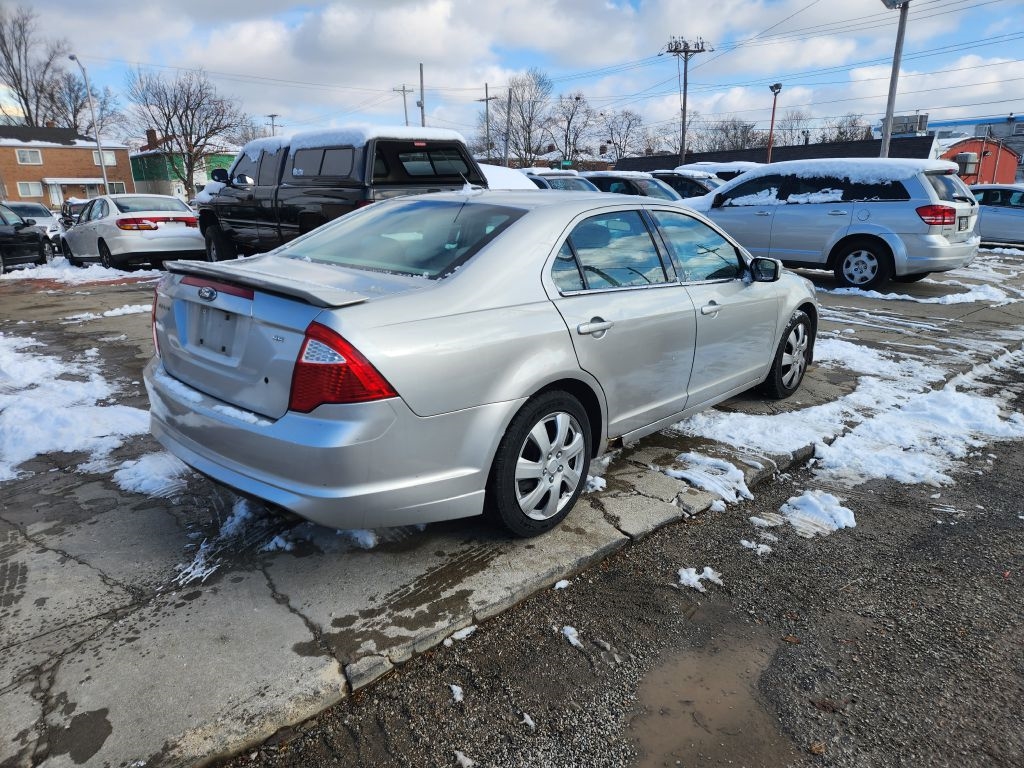 Ford Fusion  2010