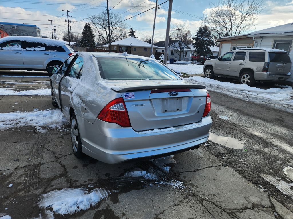 Ford Fusion  2010