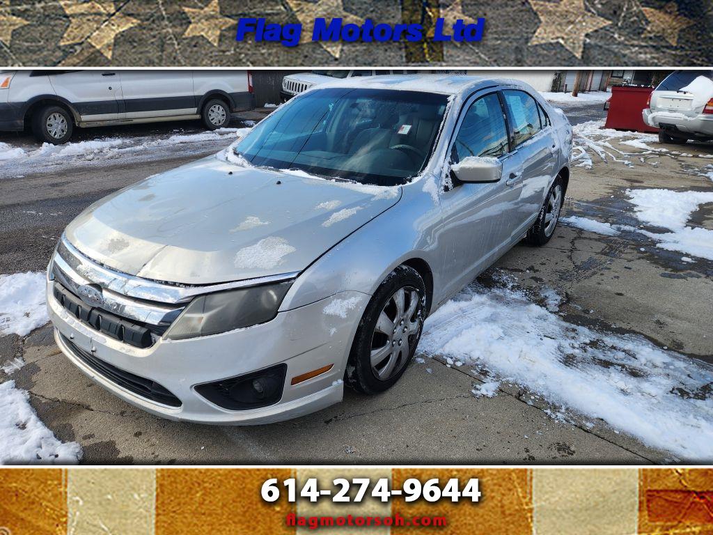 2010 Ford Fusion SE's photo