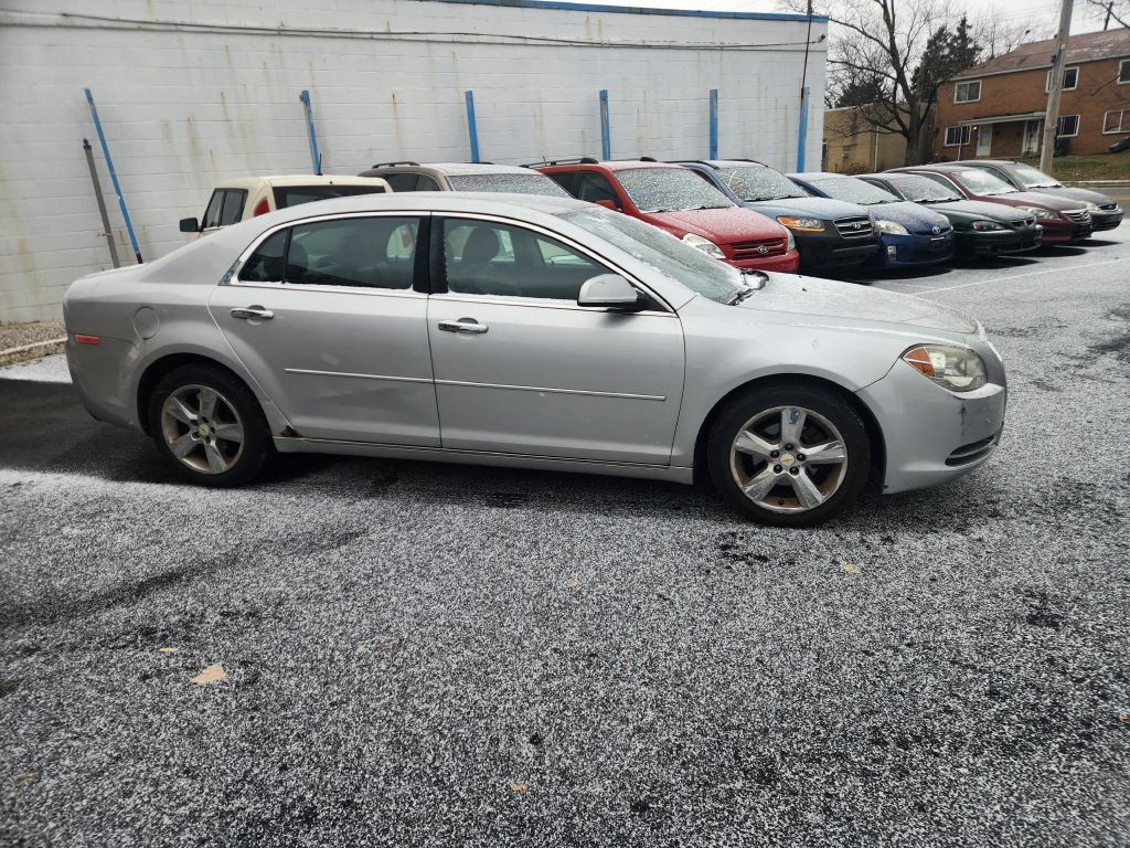 Chevrolet Malibu  2012