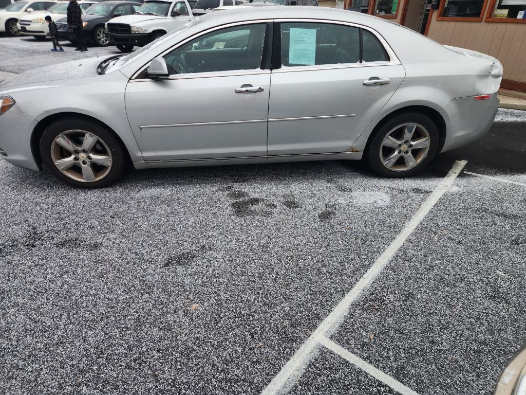 Chevrolet Malibu  2012