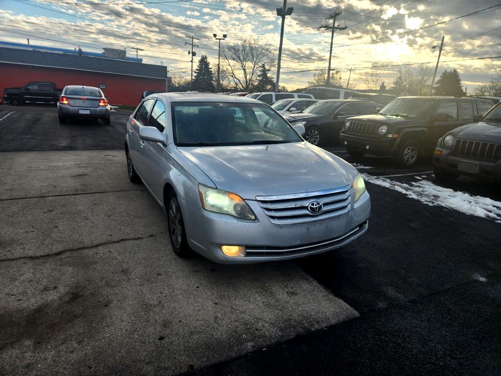 Toyota Avalon  2006