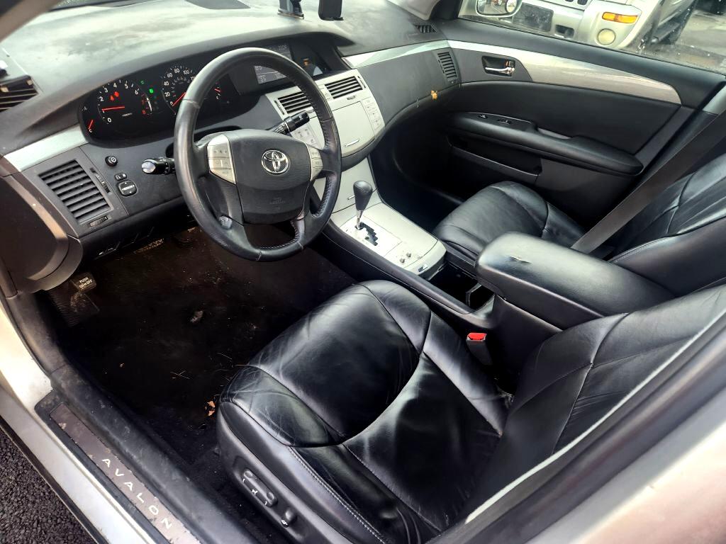 Toyota Avalon  2006