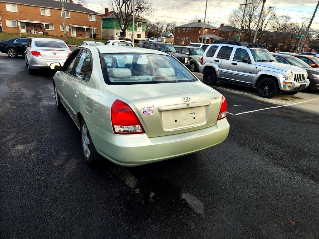 Hyundai Elantra  2003
