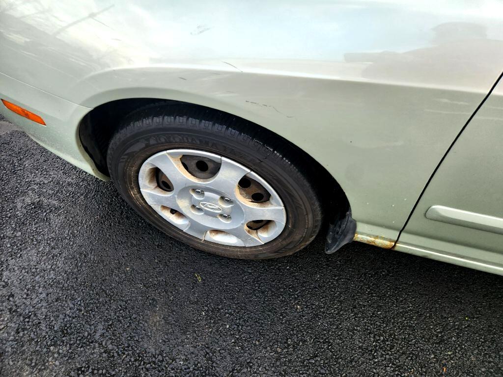 Hyundai Elantra  2003