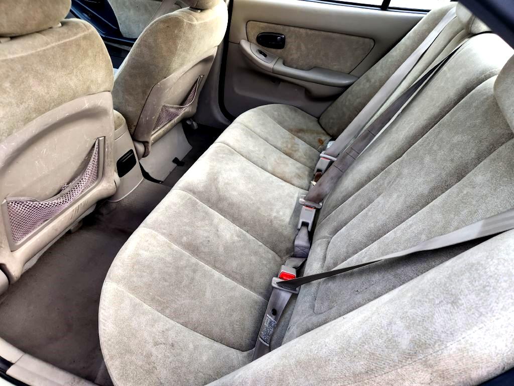 Hyundai Elantra  2003