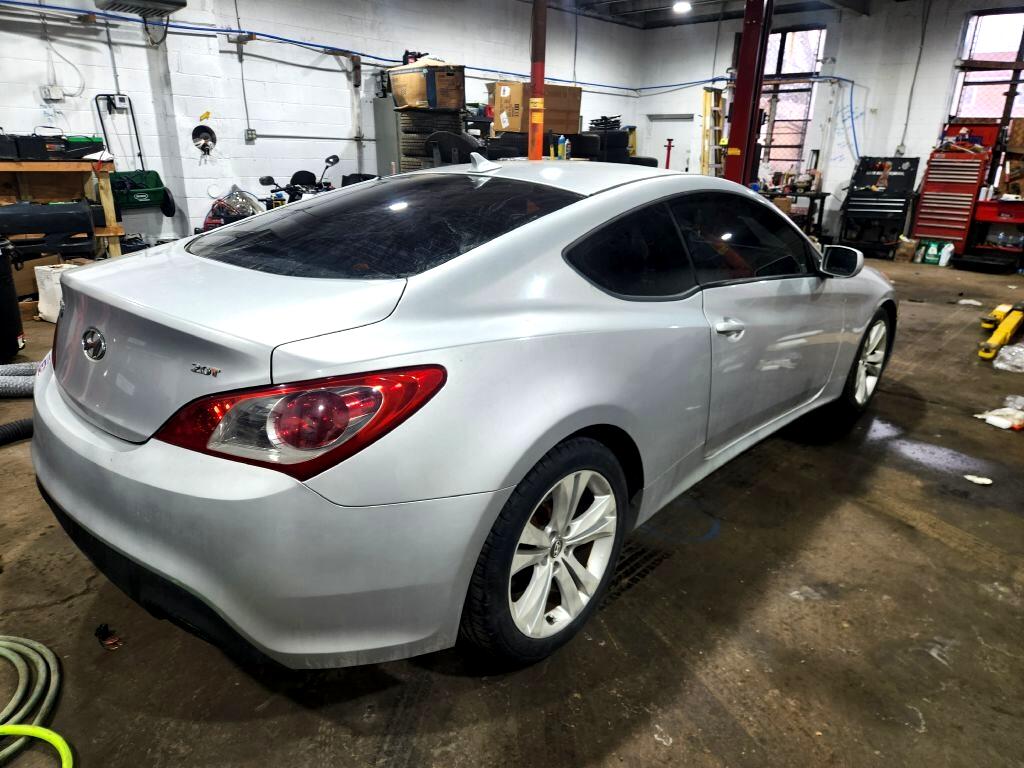 Hyundai Genesis Coupe  2010
