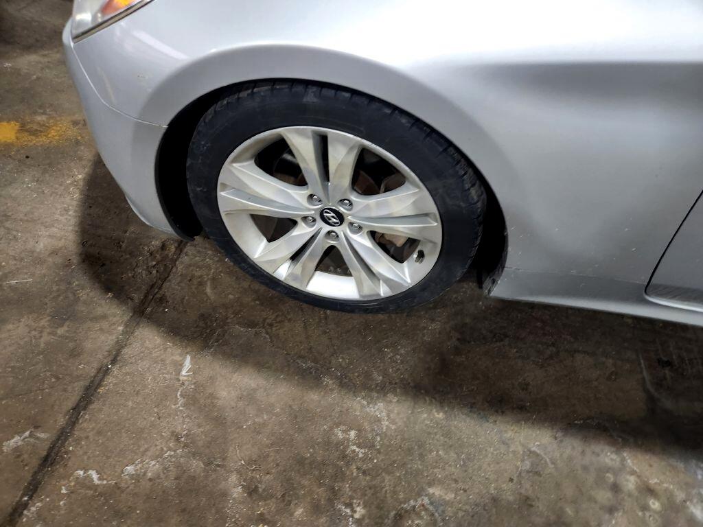 Hyundai Genesis Coupe  2010