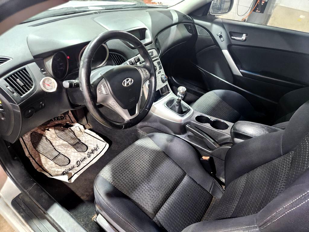 Hyundai Genesis Coupe  2010