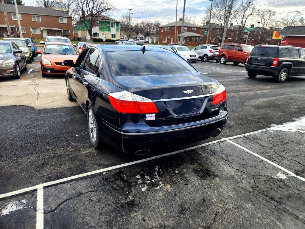 Hyundai Genesis  2009
