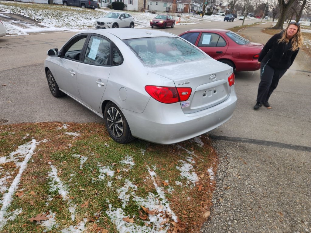 Hyundai Elantra  2007