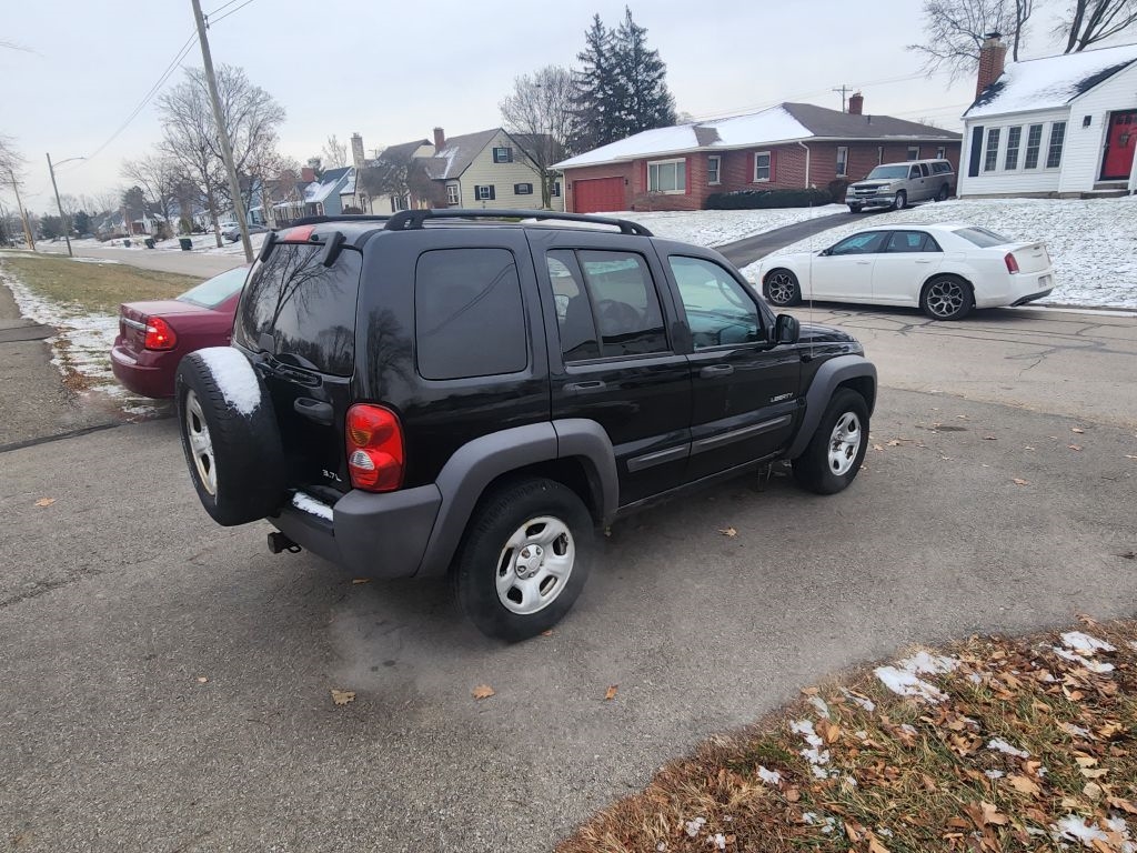 Jeep Liberty  2004