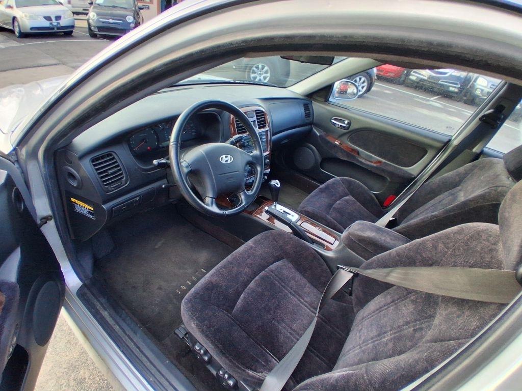 Hyundai Sonata  2002