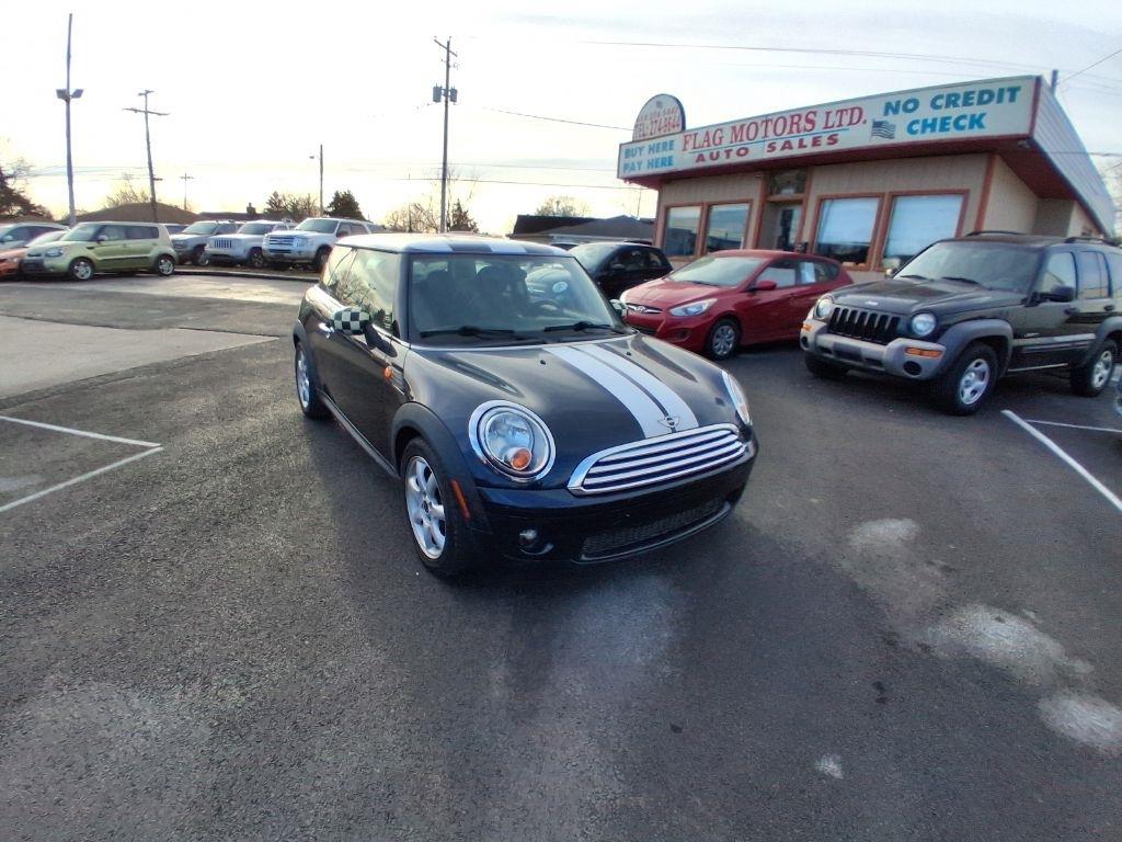 MINI Cooper  2009