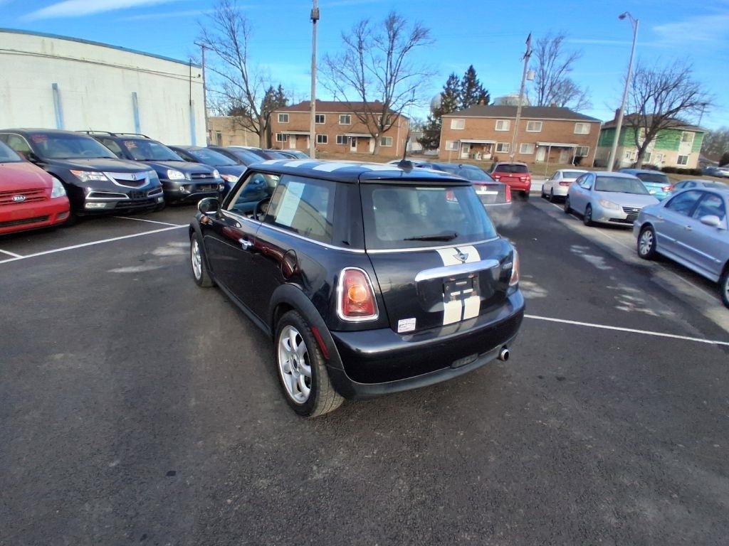 MINI Cooper  2009