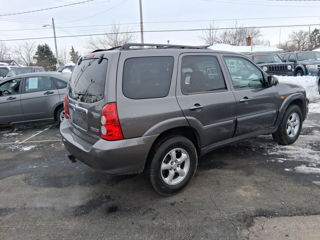 Mazda Tribute  2005