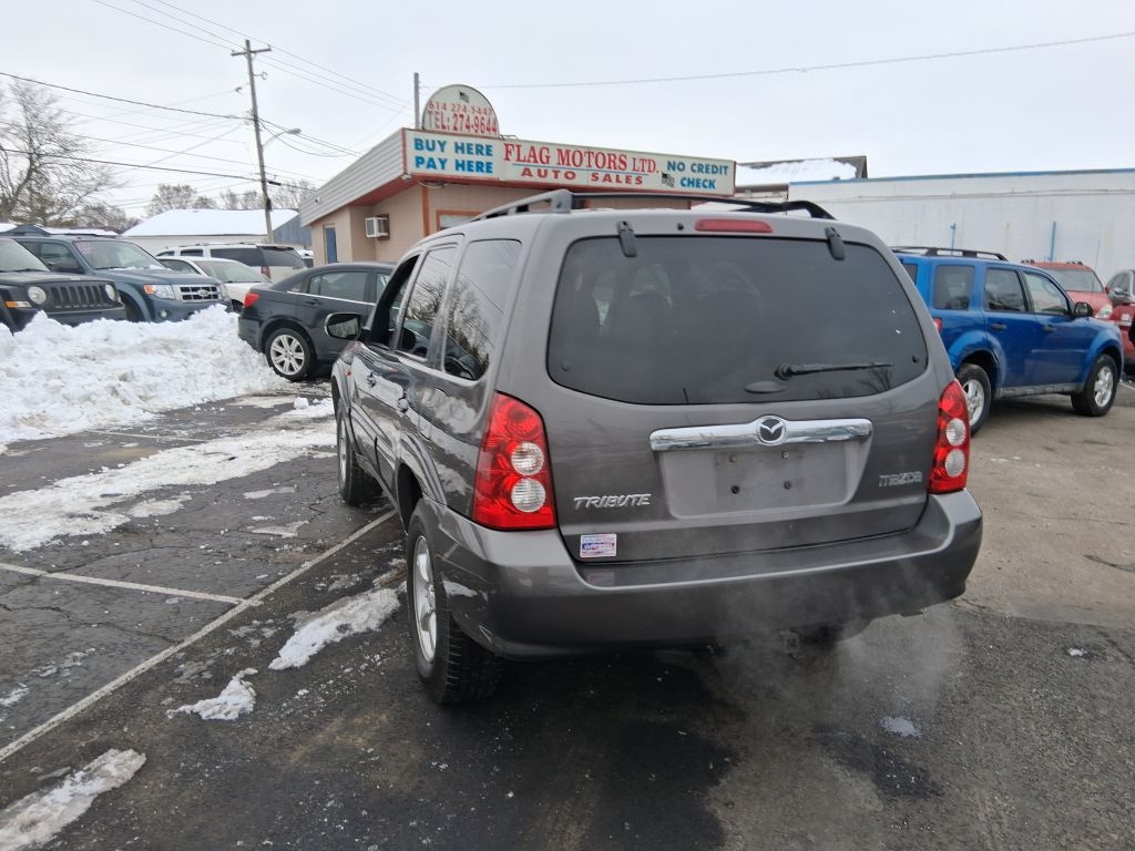 Mazda Tribute  2005