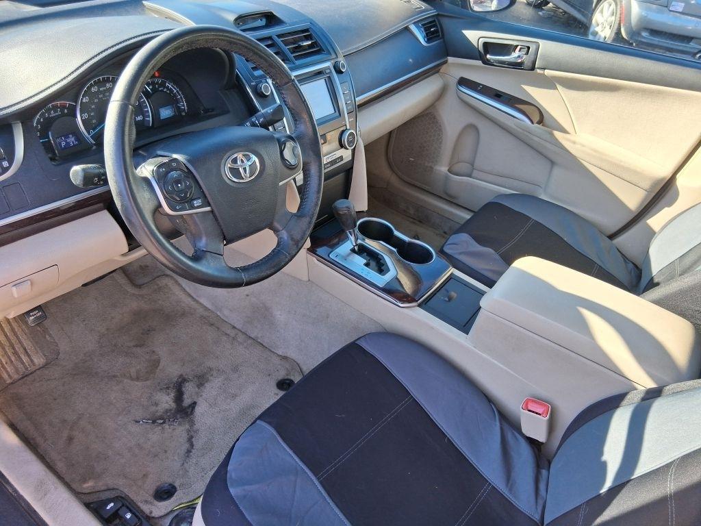 Toyota Camry  2012