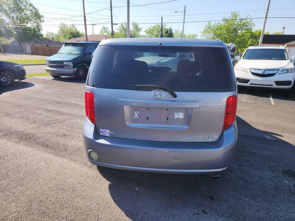 Scion xB  2009