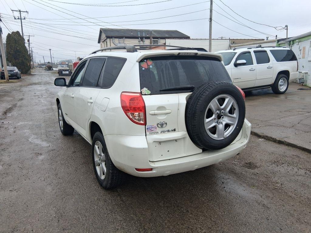 Toyota RAV4  2008