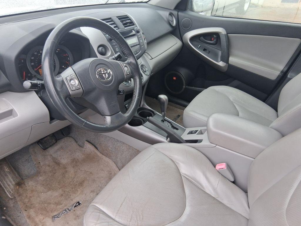 Toyota RAV4  2008