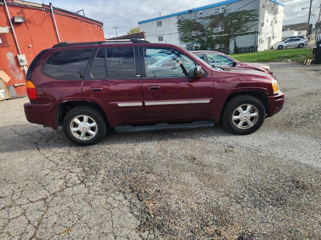 GMC Envoy  2004