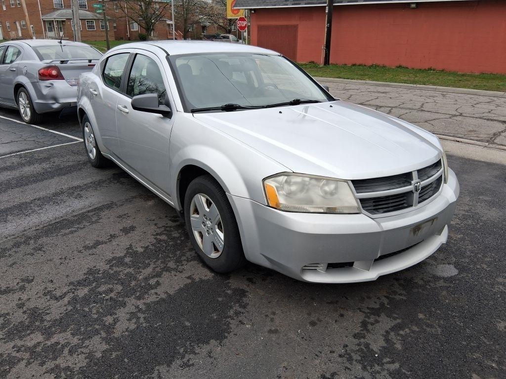 Dodge Avenger  2010