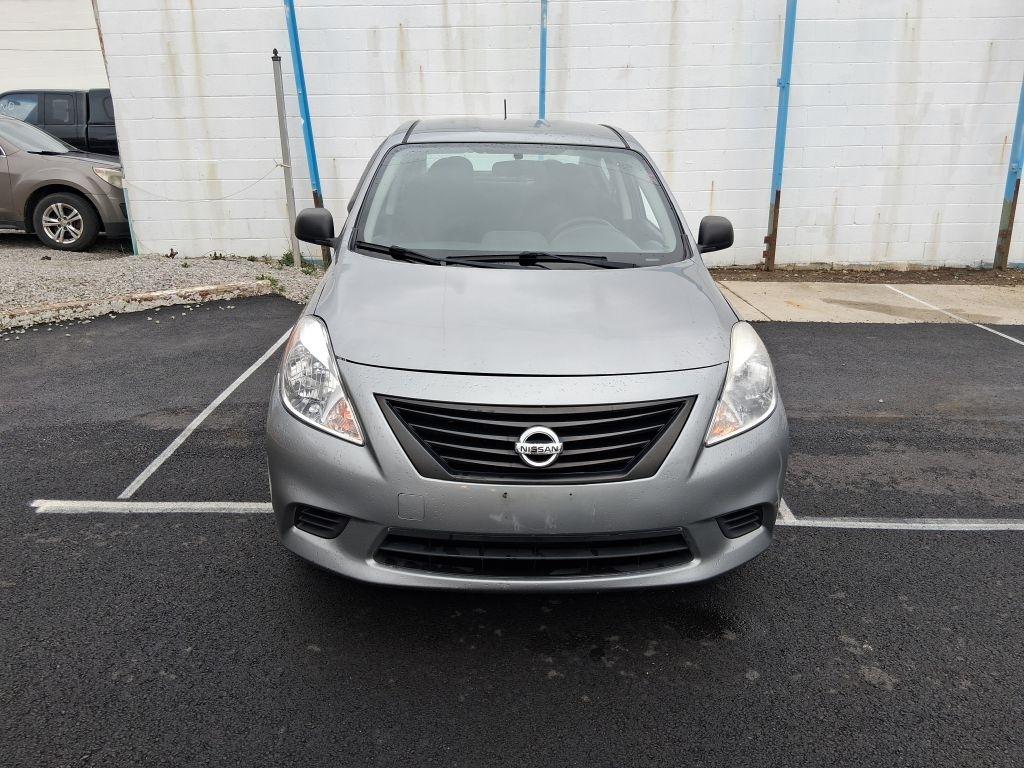 Nissan Versa  2014