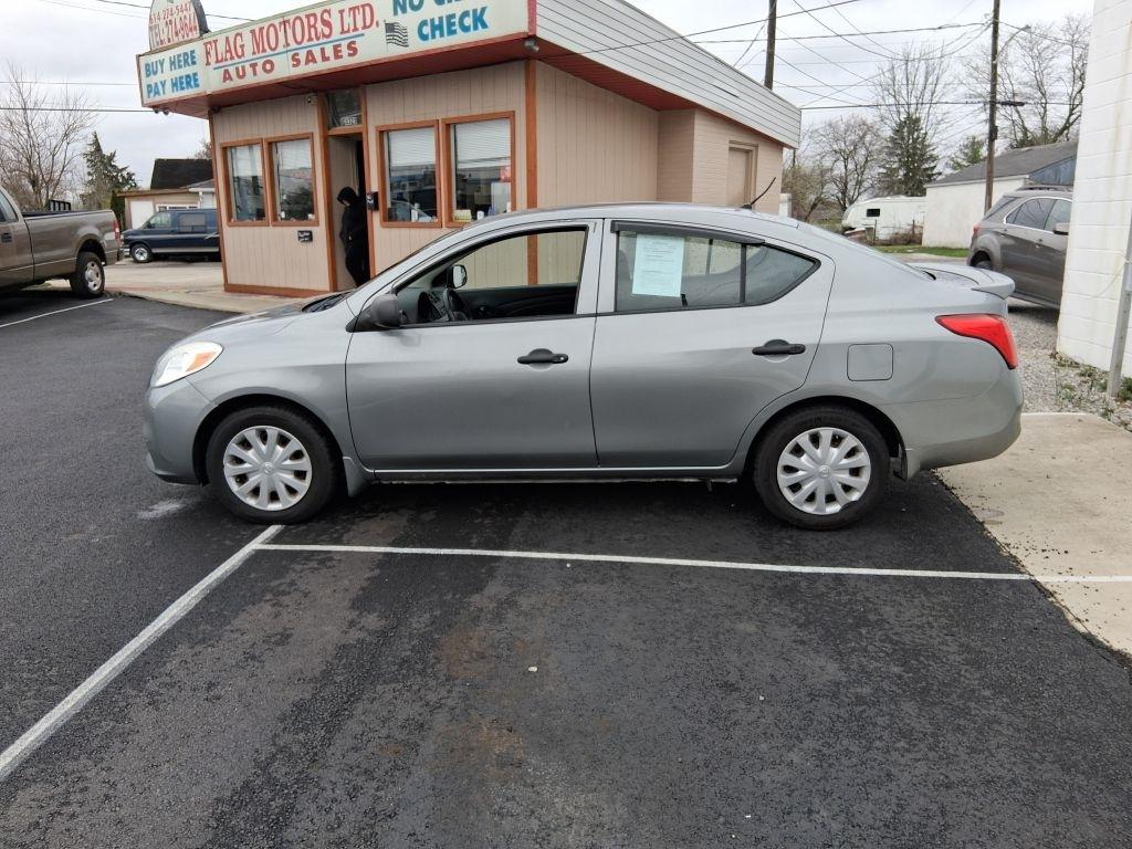 Nissan Versa  2014