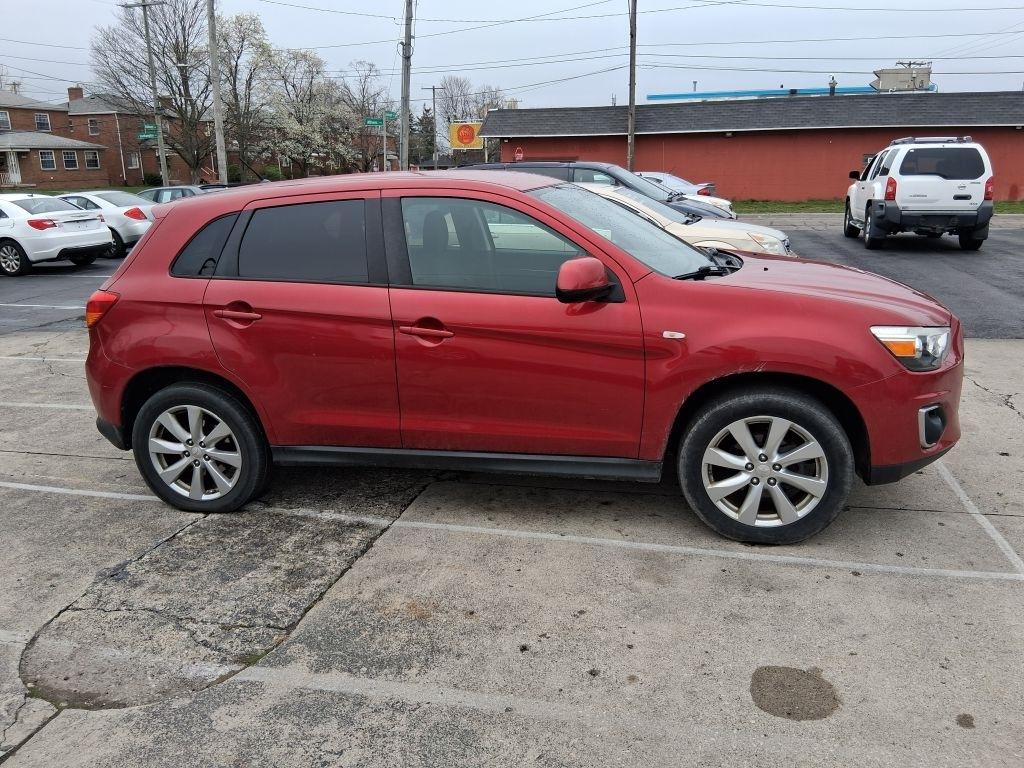 Mitsubishi Outlander Sport  2015