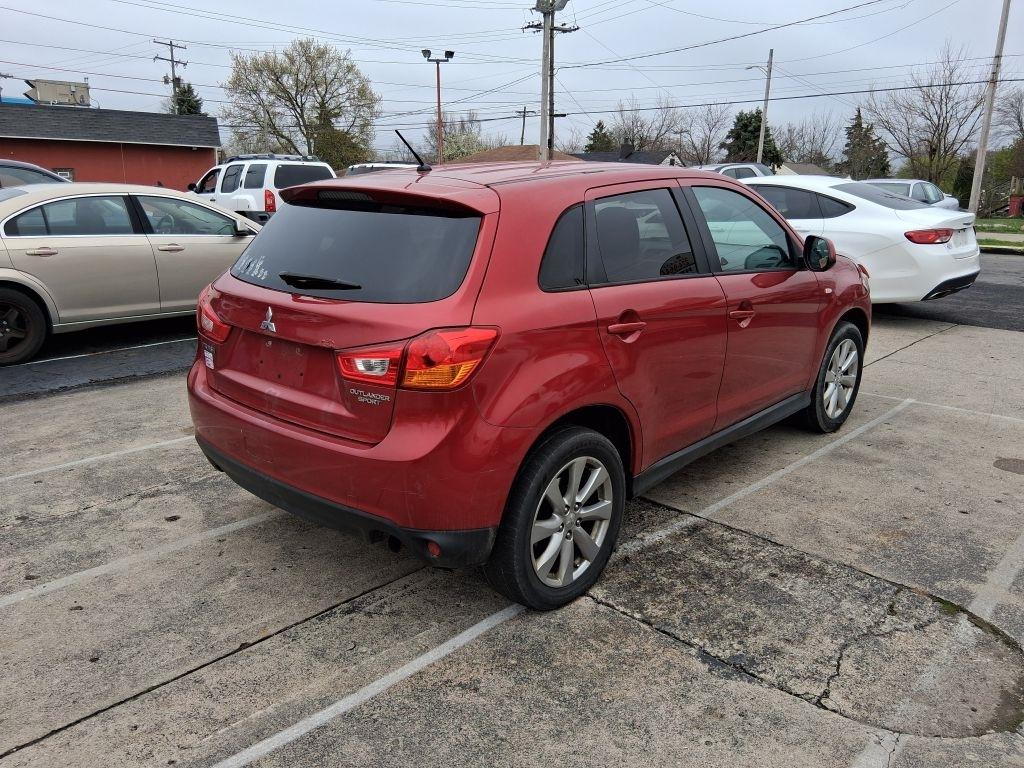 Mitsubishi Outlander Sport  2015