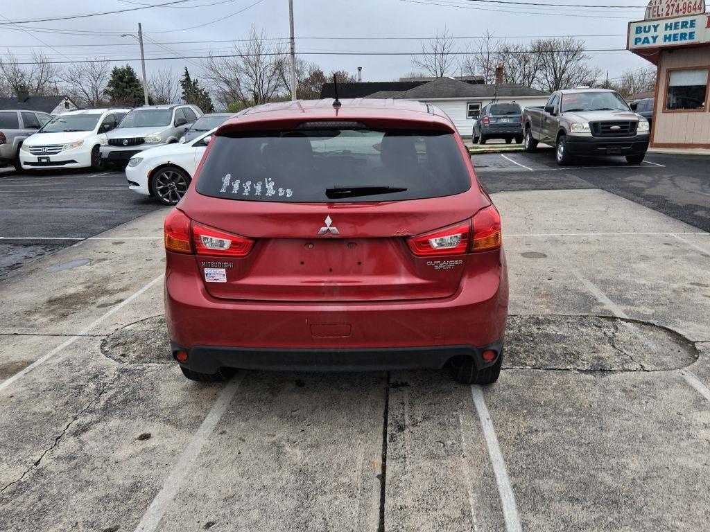 Mitsubishi Outlander Sport  2015