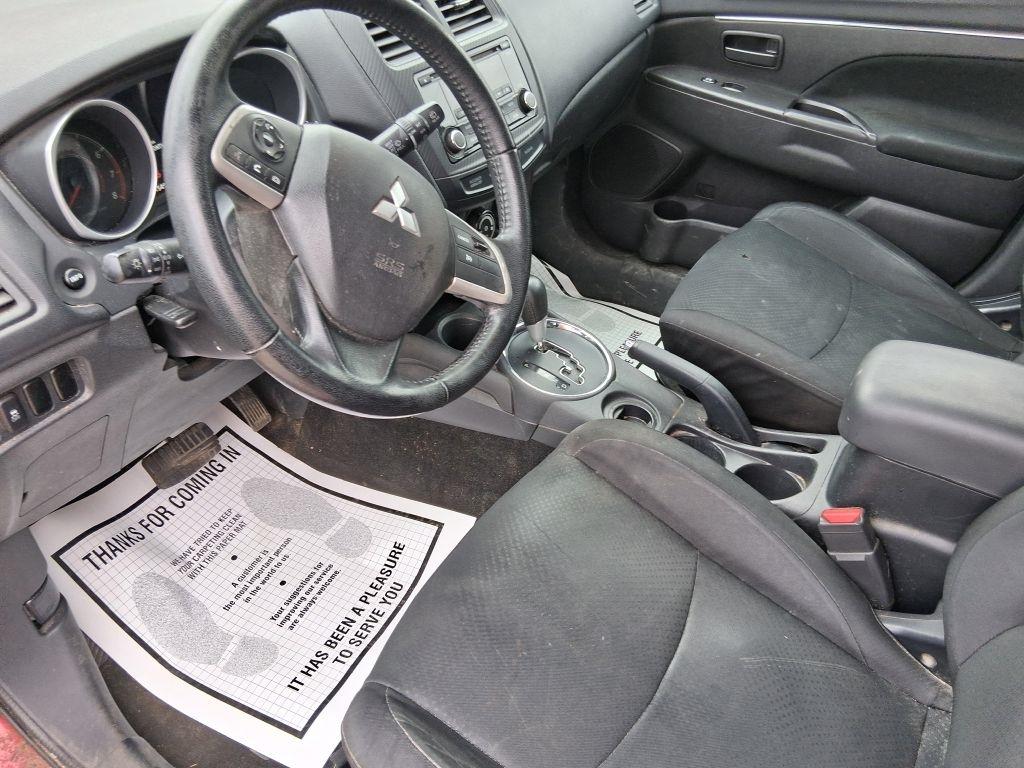 Mitsubishi Outlander Sport  2015